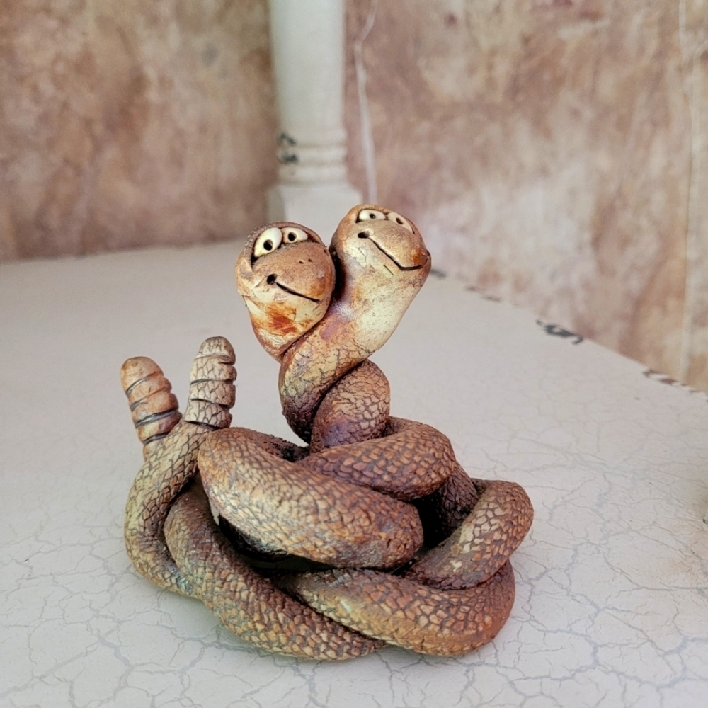 Rattlers Double Upright Figurine Shelf Sitter